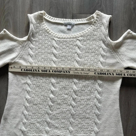 New York & Company Cold Shoulder Ivory Knit Sweater Women’s Medium - Picture 10 of 12